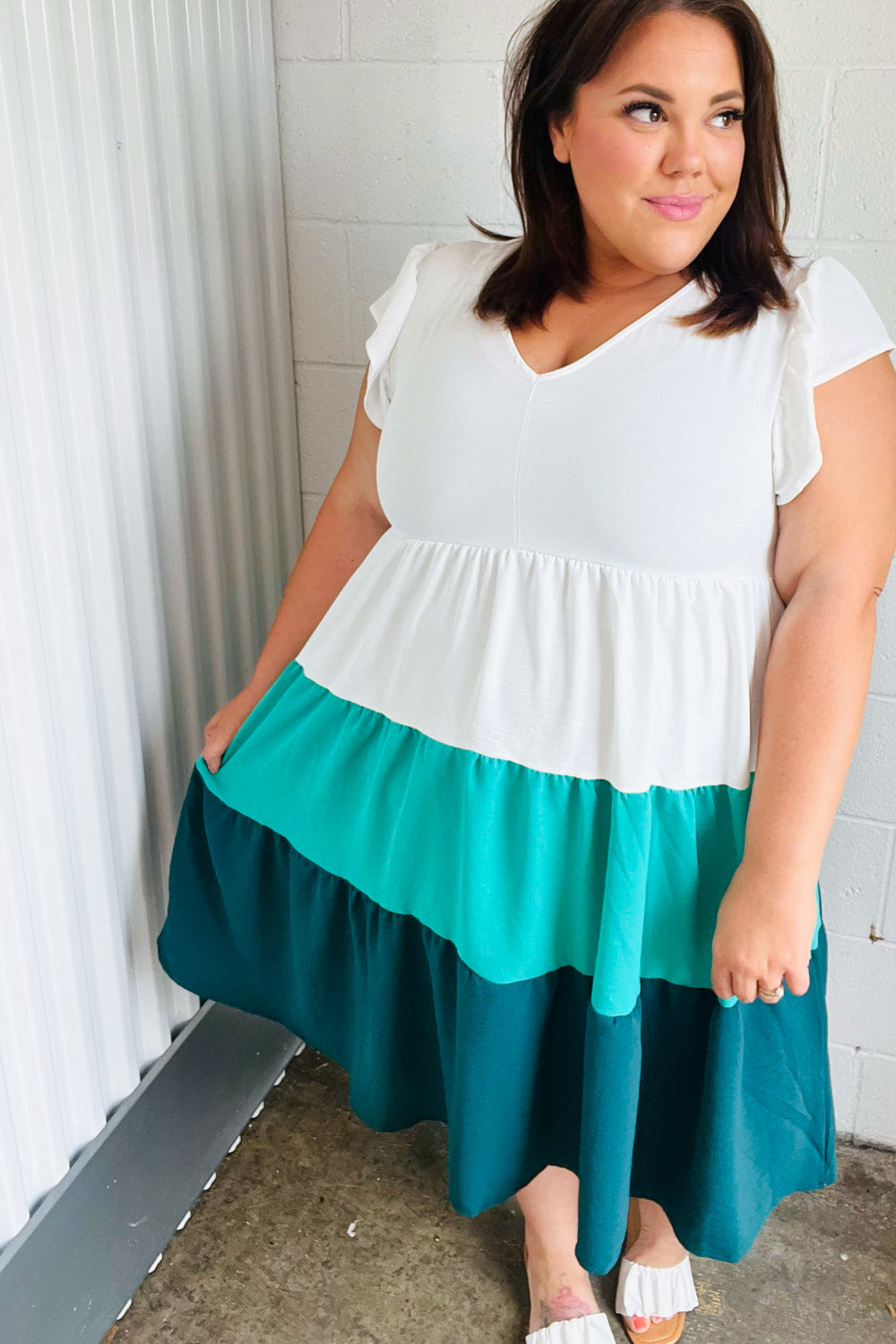 Seafoam & Emerald Tiered Frill Sleeve Midi Dress